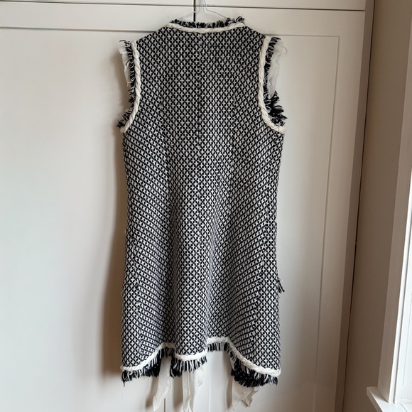 Tweed Longline Silk Ribbon Tie Vest – Navy Blue & White Textured Knit – Size 4 - Picture 9 of 9